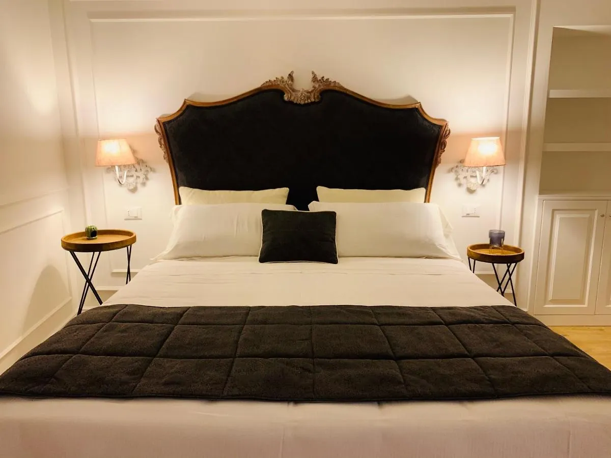 Hotel Palazzo Del Poeta - Dimora Contemporanea Palermo 2*,